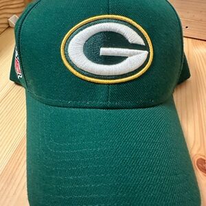 Vintage Reebok Green Bay Packers Corduroy Hat Cap Green Strapback NFL On Field